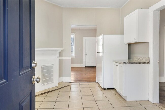 Building Photo - 1708 Lennox Ct