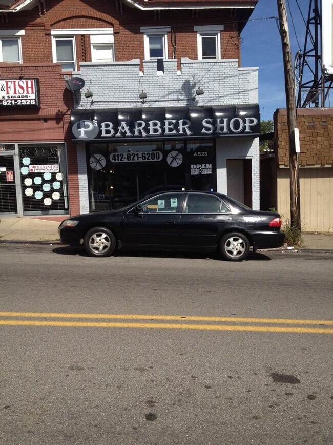 Primary Photo - 4523 Centre Ave