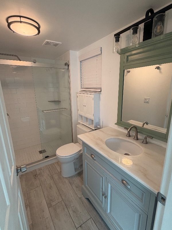 Building Photo - 5000 Ocean Beach Blvd