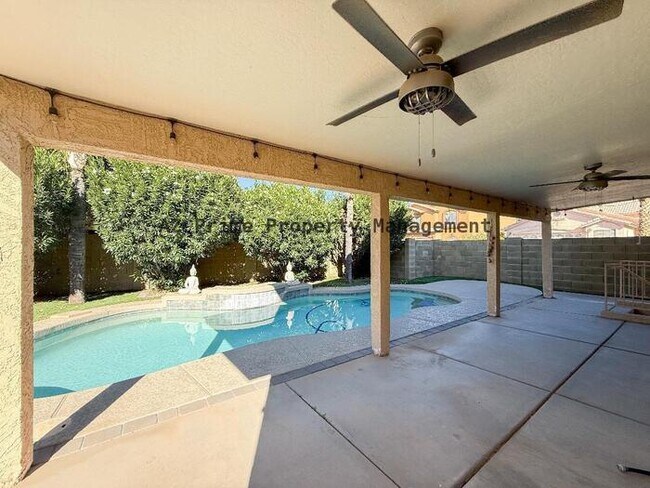 Building Photo - 4642 E Towne Ln