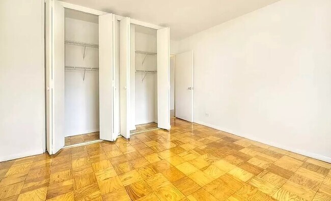 Building Photo - 300 West 55th Street