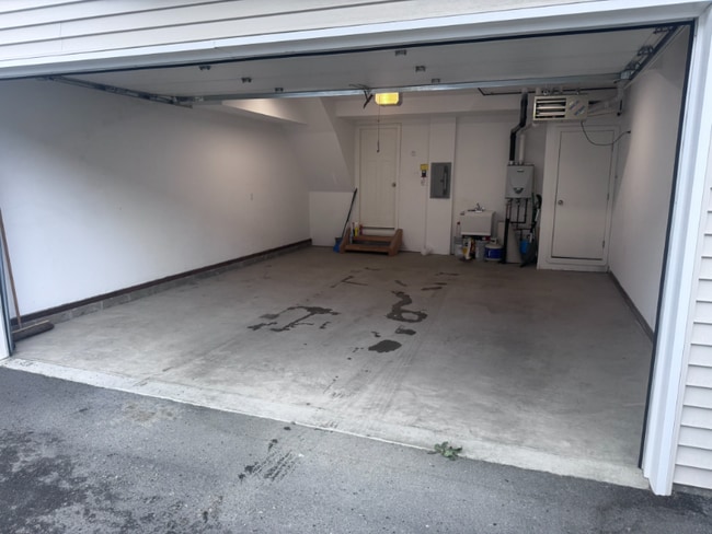 Building Photo - 11379 Grand Cyn Lp