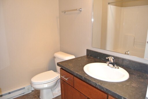 Building Photo - 519 3rd St NW