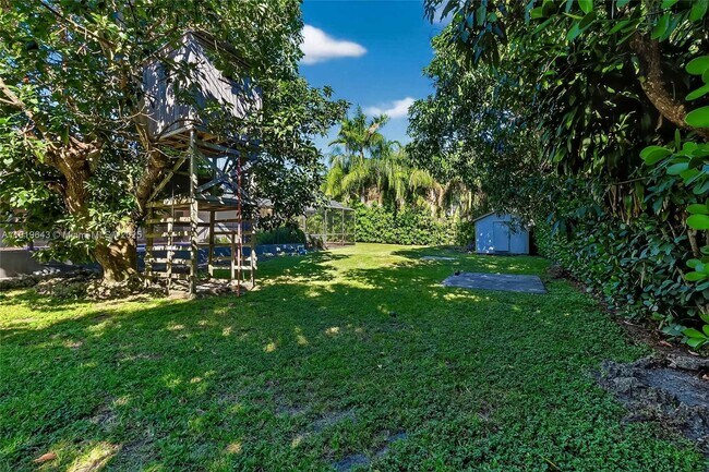 Building Photo - 6731 SW 138th St