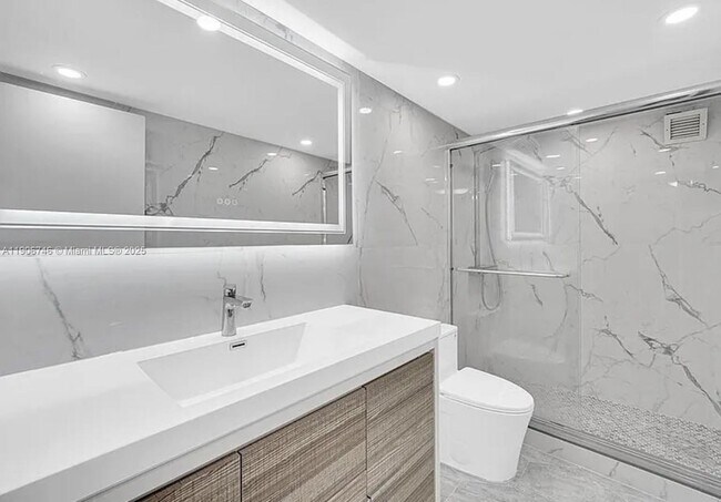 Building Photo - 1880 S Ocean Dr