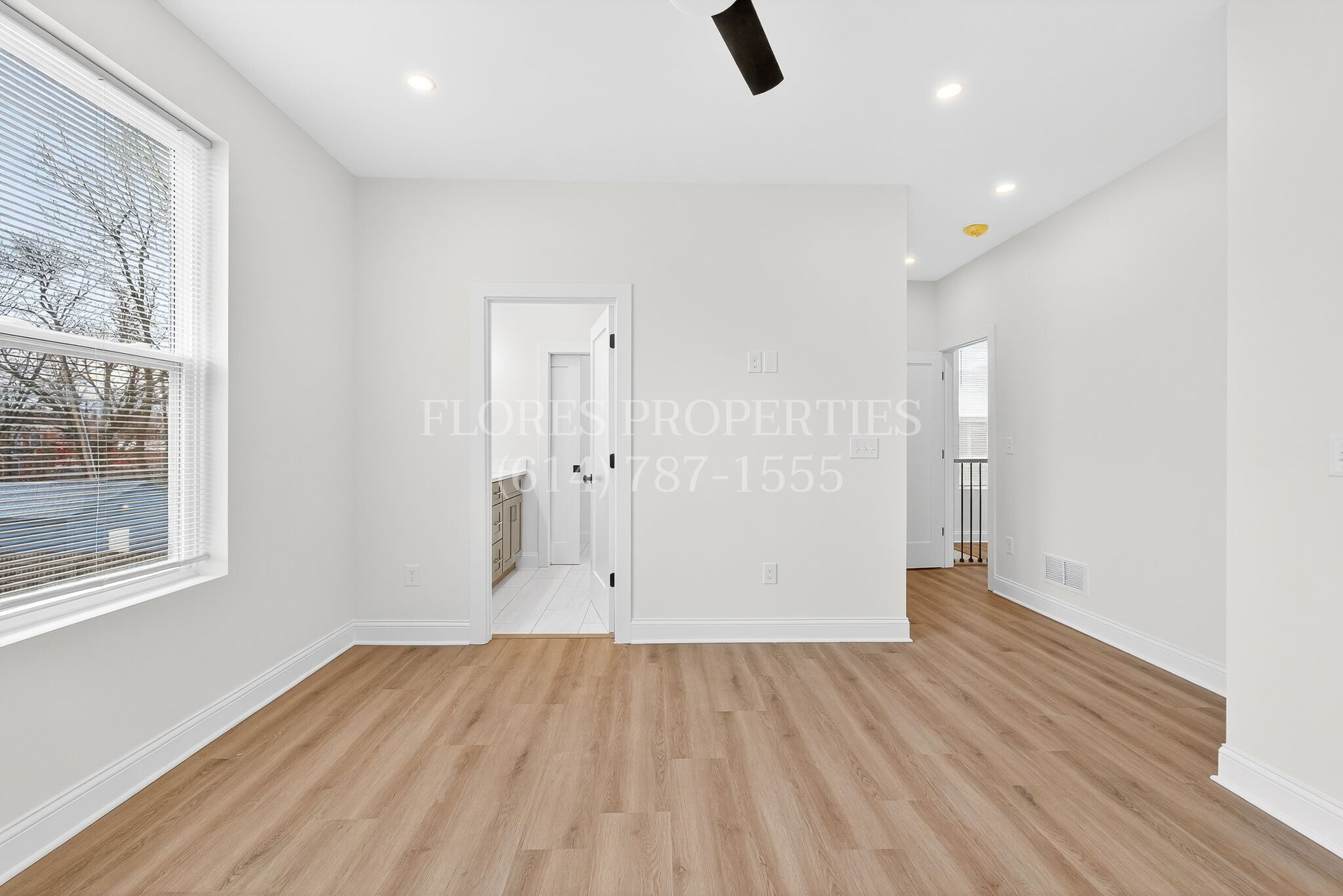 Building Photo - 696 S 22nd St