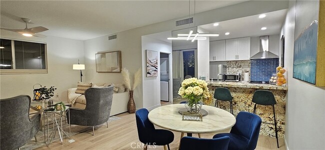 Building Photo - 78255 Cabrillo Ln