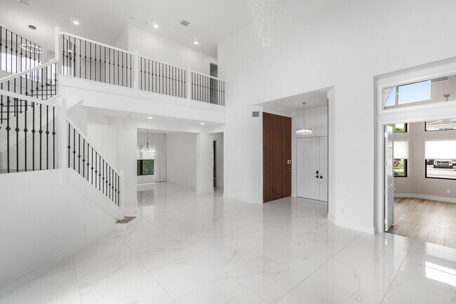 Building Photo - 17352 Rosella Rd