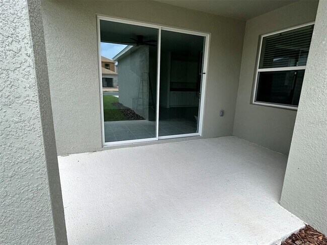 Building Photo - 6283 Blissful St