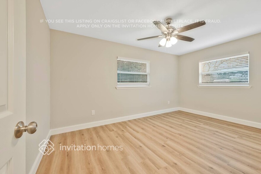 Building Photo - 936 Park Manor Dr