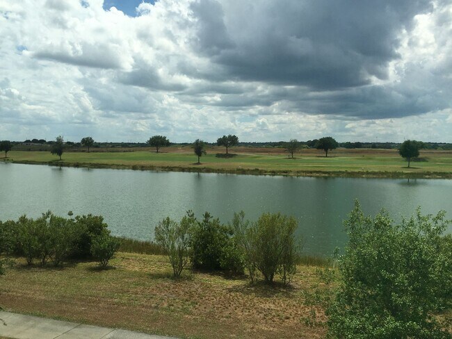 Building Photo - BEAUTIFUL CHAMPIONSGATE HOME WITH LAKE VIEW