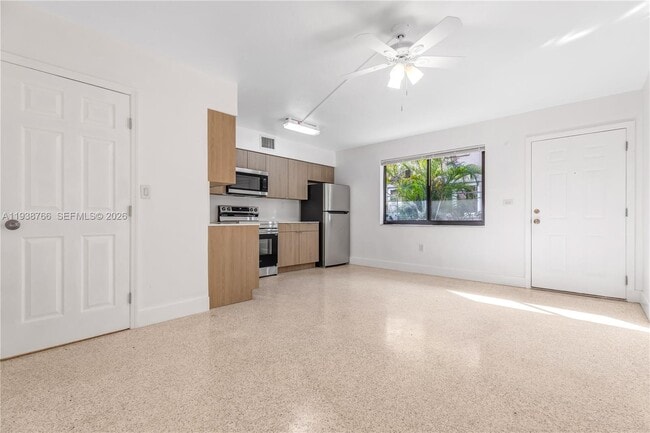 Building Photo - 43 Glen Royal Pkwy