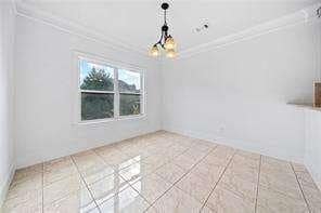 Building Photo - 15 Creekwater Dr