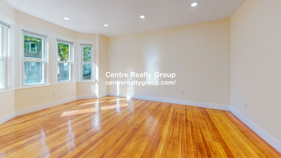 Building Photo - 51 Donnybrook Rd