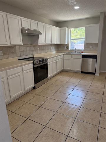 Building Photo - 1435 Foxwood Ln