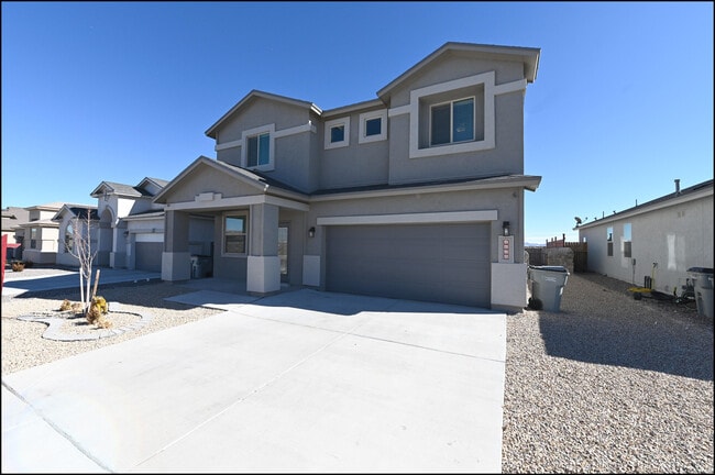 Building Photo - 4628 Marisabel Azcarate St