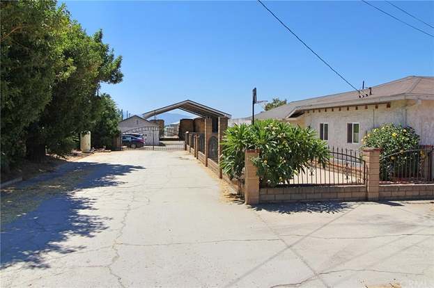 Building Photo - 7247 E Riverside Dr