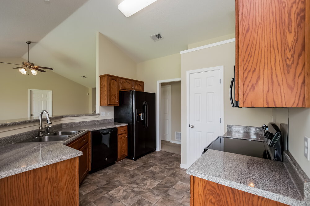 Building Photo - 8124 Loden Cove