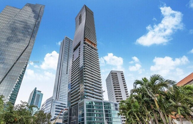 Building Photo - 1451 Brickell Ave