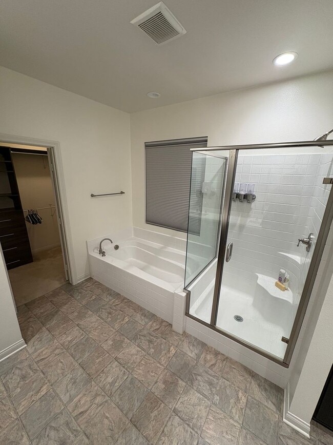 Building Photo - Imperial Beach Home Minutes from the beach