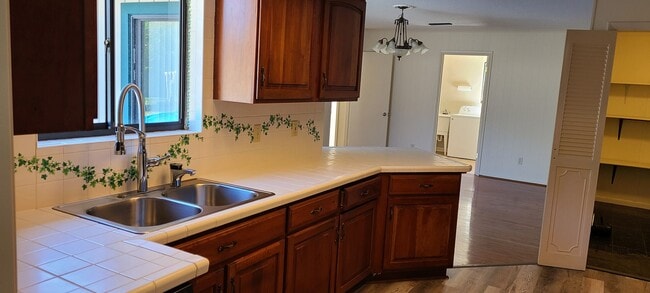 Building Photo - Remodeled 3/2 in Monterey