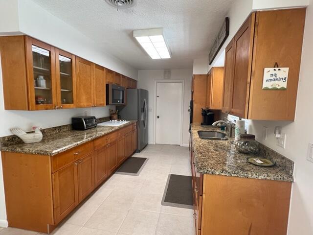 Building Photo - 1260 Manor Dr