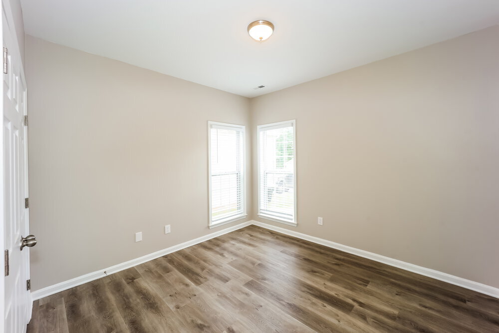 Building Photo - 54 Cottage Ln