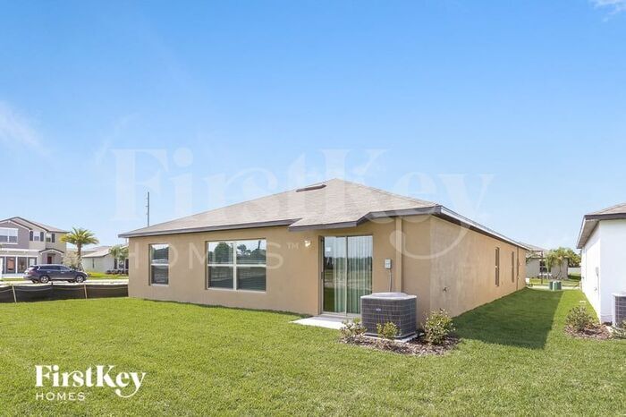 Building Photo - 5050 White Chicory Dr