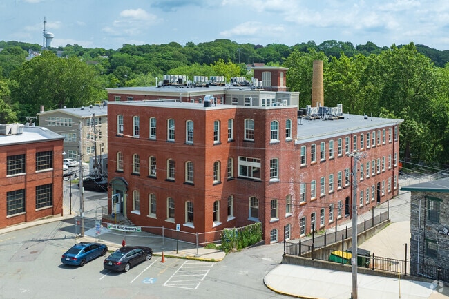 Building Photo - Millrace District Apartments