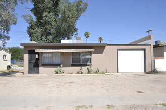 Building Photo - Charming 2 Bedroom 1 Bath! Central Tucson ...