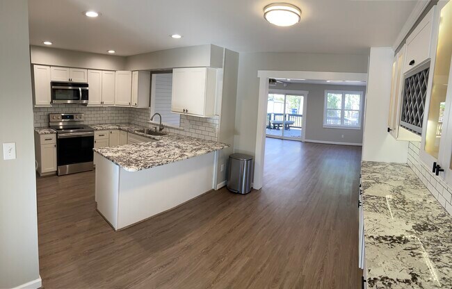 Building Photo - 1124 Theresa Ct