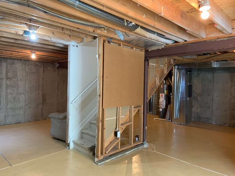 Building Photo - 12252 Bannock Cir