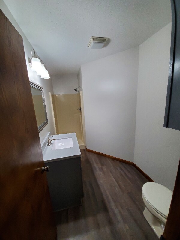 Building Photo - 276 W Pinehurst St