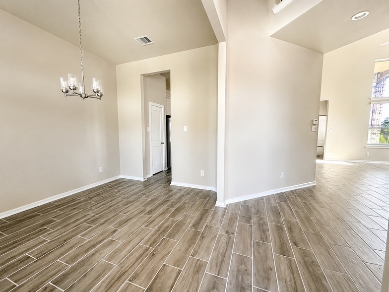 Building Photo - 21018 Camberwell Beauty Ln