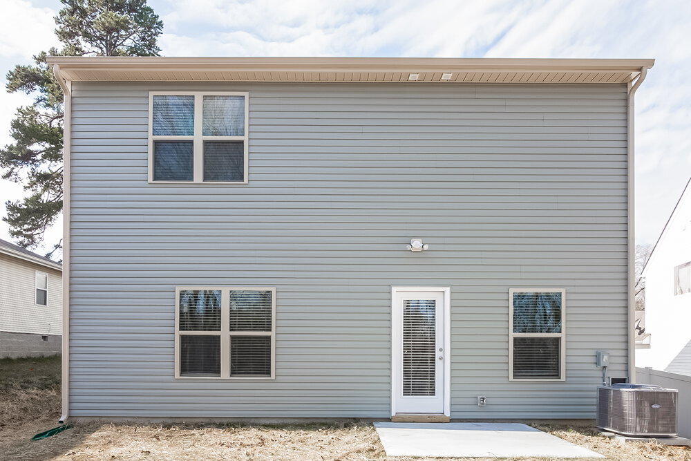 Building Photo - 11634 Oak St