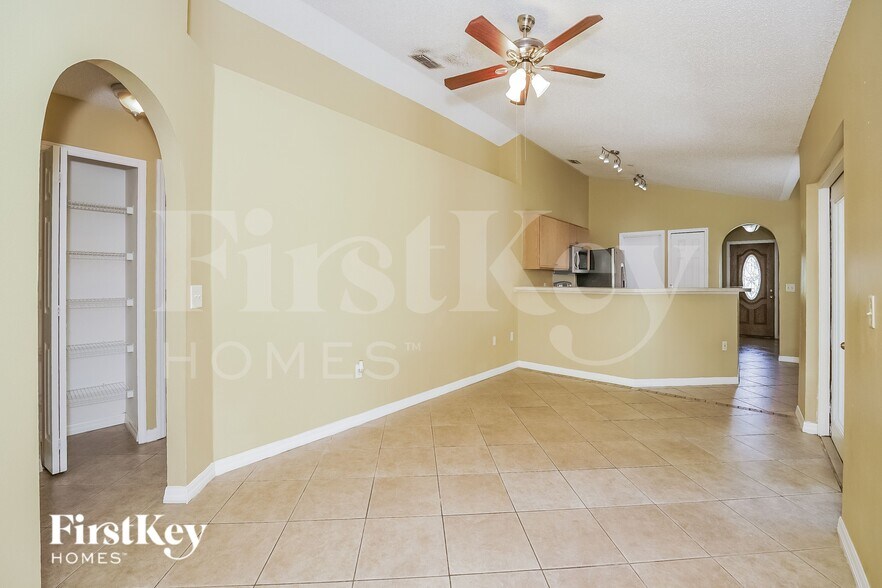 Building Photo - 730 Outrigger Dr