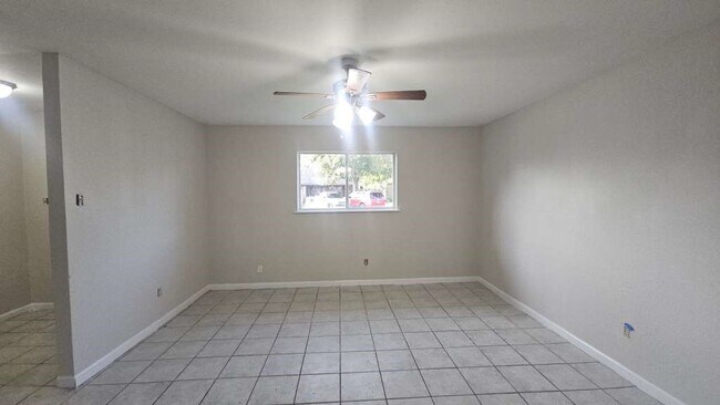 Building Photo - 1122 Havner Ln