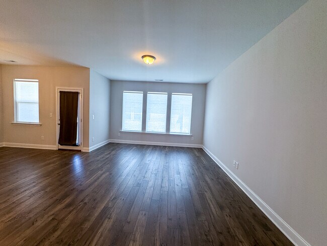 Building Photo - 2202 Rooster Spur Ct