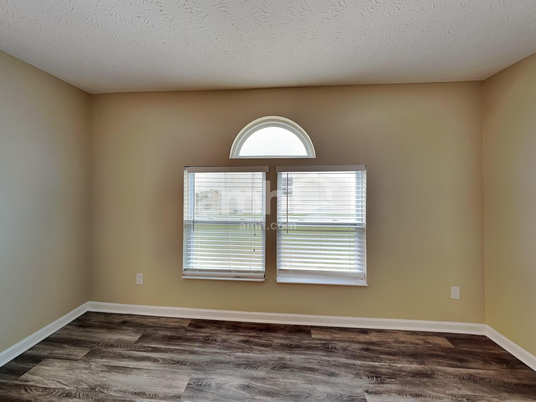 Building Photo - 5116 Sand Ct