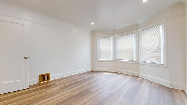 Building Photo - 185 Naglee Ave