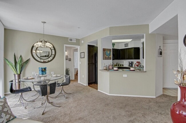 Building Photo - The Hawthorne