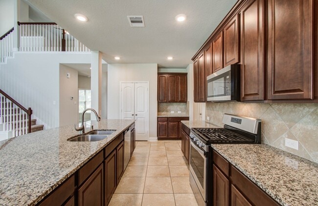 Building Photo - 16114 Devils River Ct