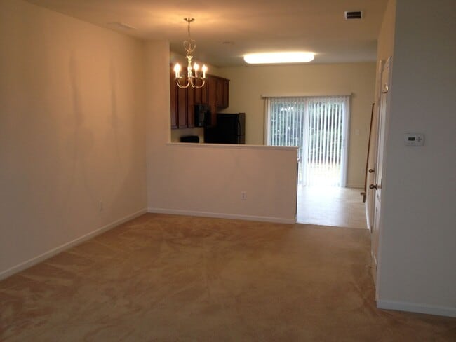 Building Photo - Fresh Start