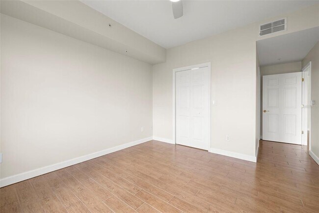 Building Photo - 345 Bayshore Blvd