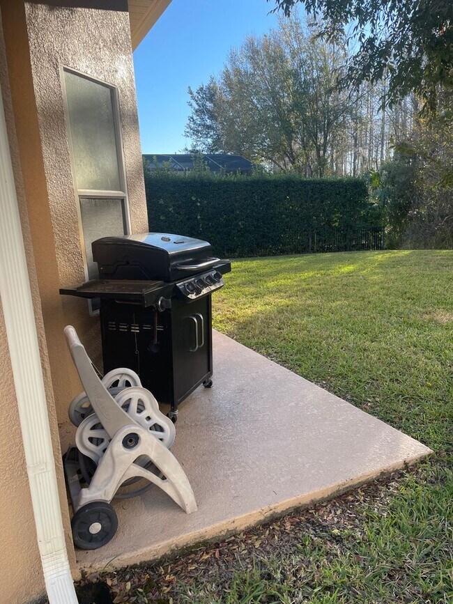 Building Photo - Home For Rent in Gated Stonebrook Neighbor...