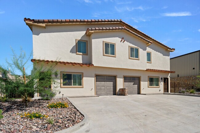 Building Photo - 6305 Palo Verde Pl