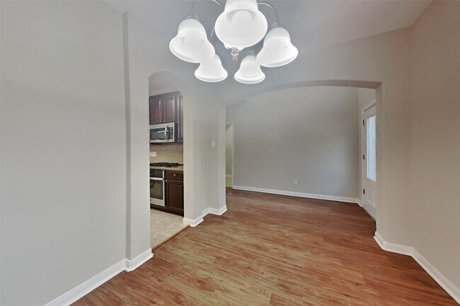 Building Photo - 6506 Rose Willow Ln