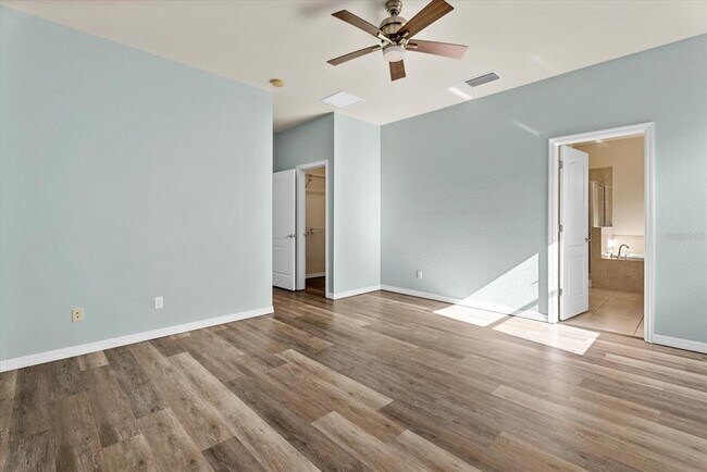 Building Photo - 11711 Breadfruit Ln