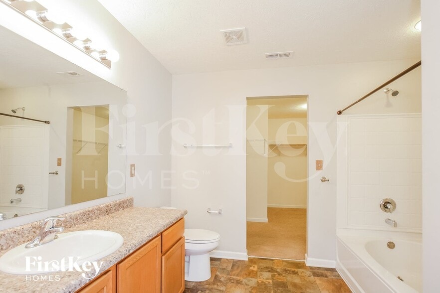 Building Photo - 17051 S Burntwood Way