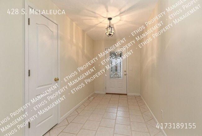 Building Photo - 428 S. Melaleuca-